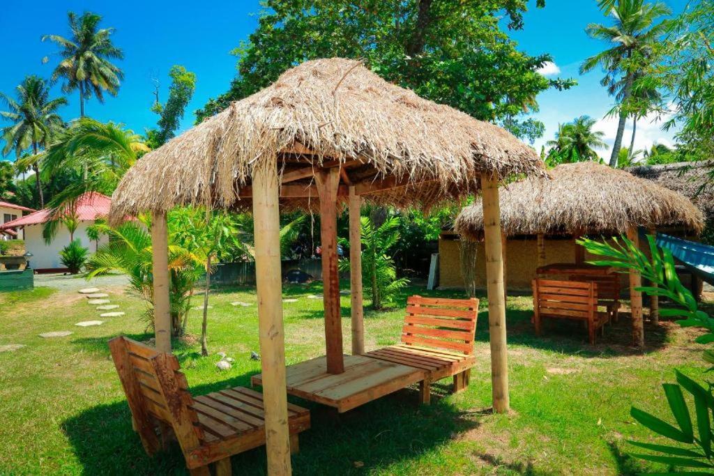 Blue Whale Lagoon Resort Ahangama Eksteriør bilde